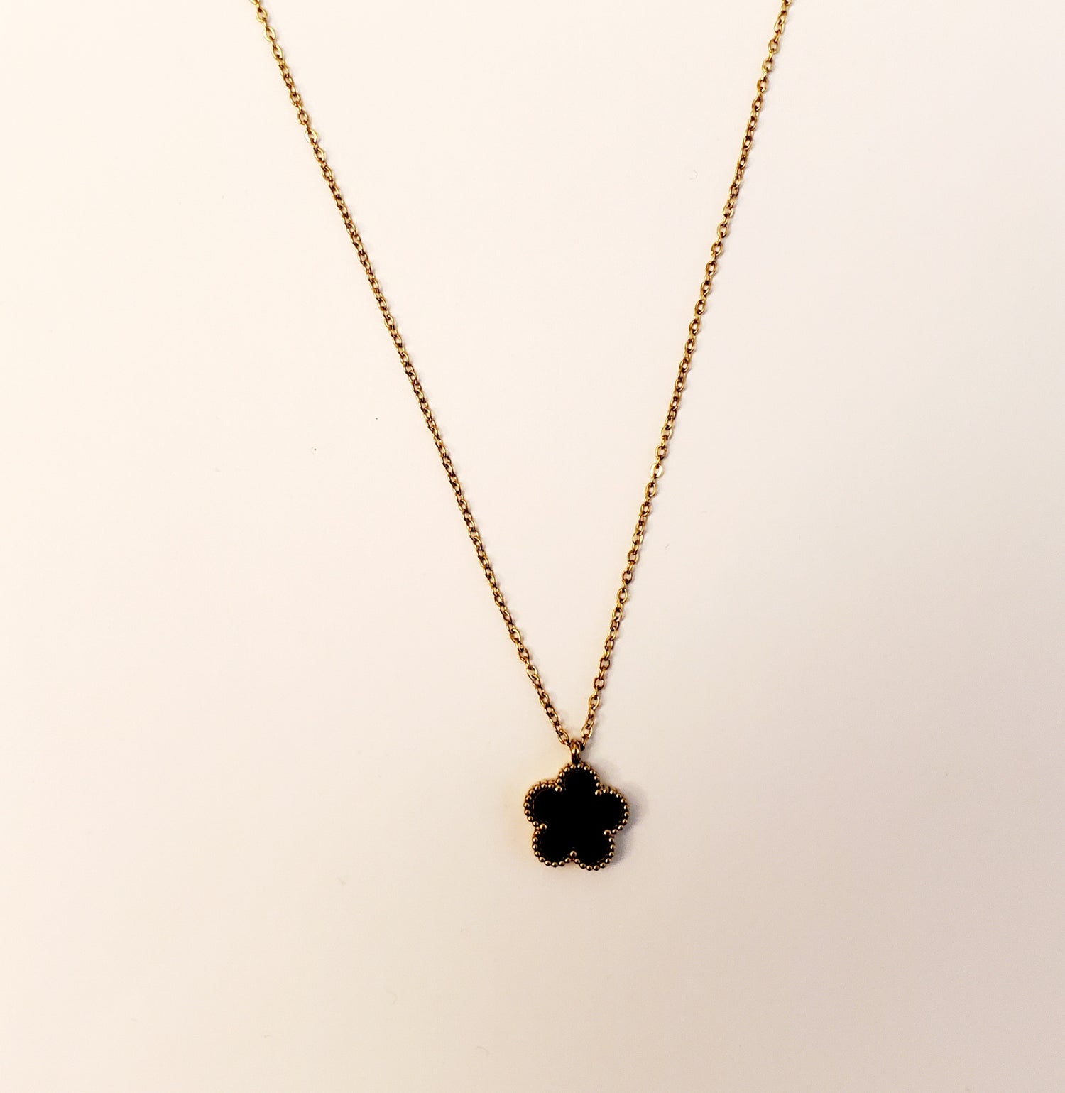 onyx flower necklace